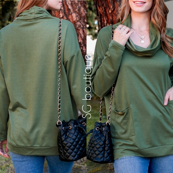 🆕⭐Army green button cowl neck tunic - Picture 2 of 3